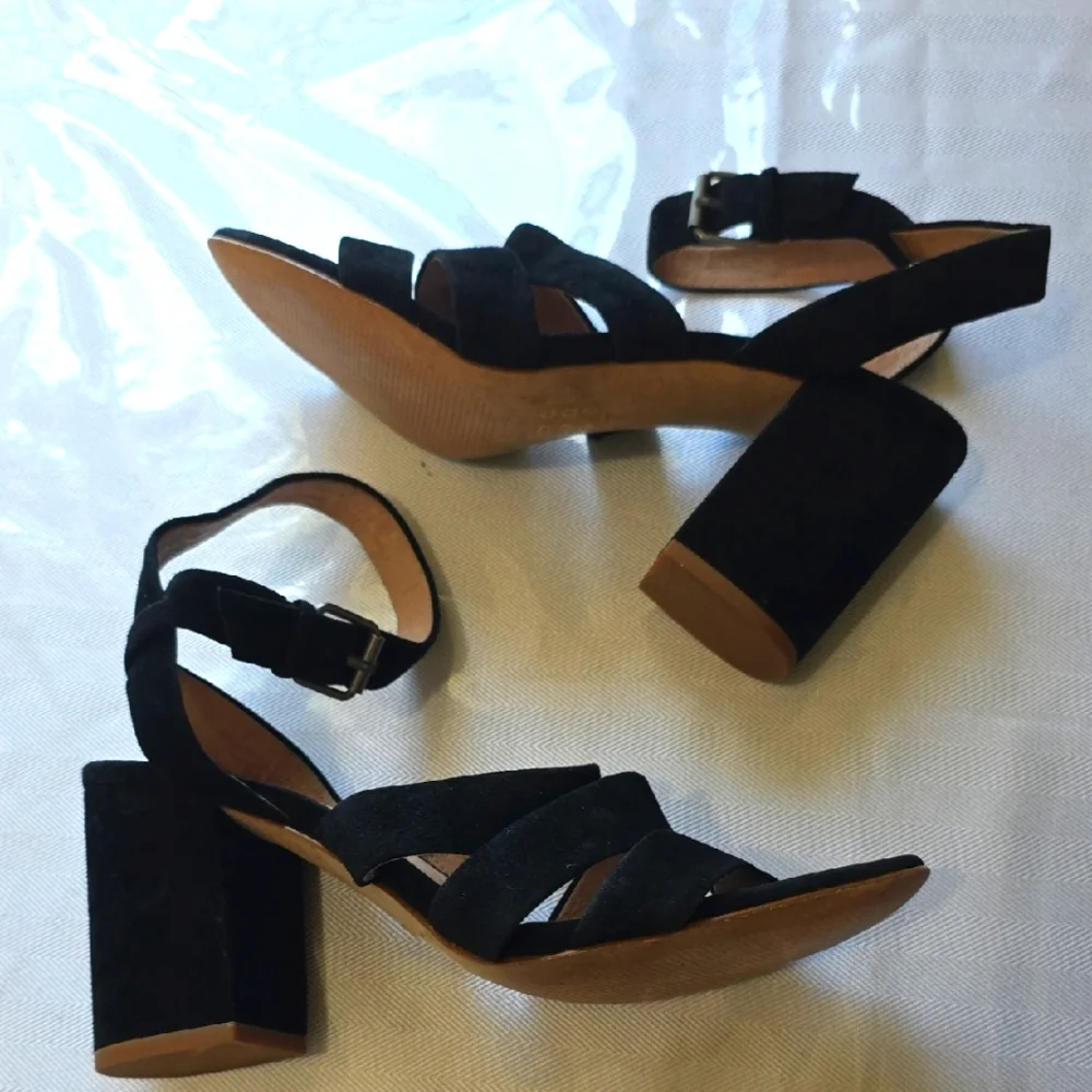 Madewell The Liv Suede  Black Strappy Block Heel Sandals‎ 7